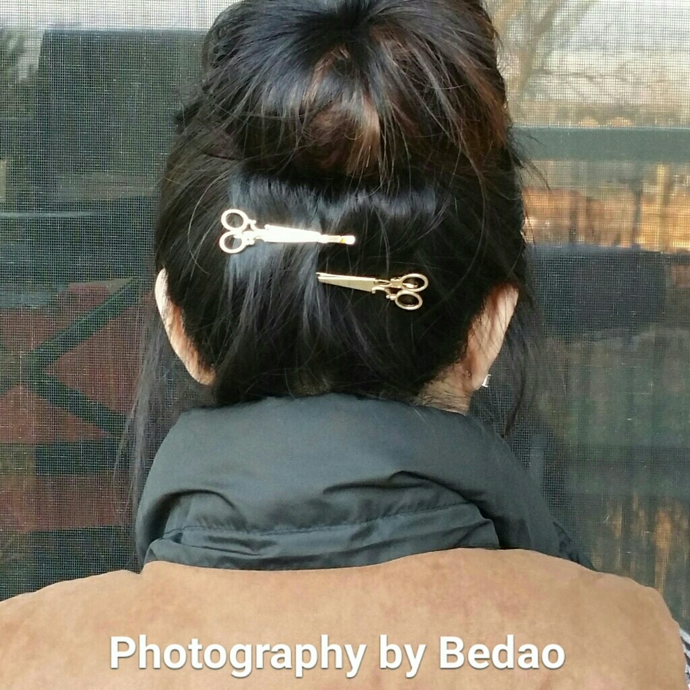 Gold Scissor Bobby Pins